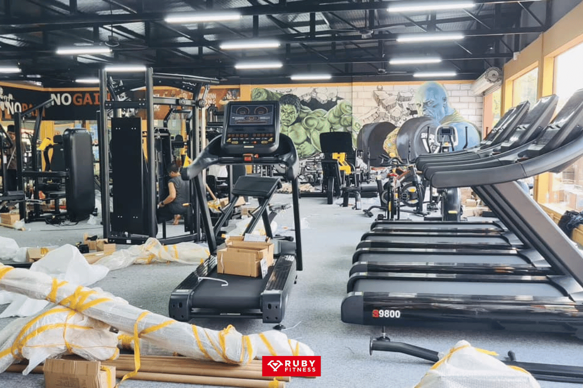 Hình ảnh lắp đặt thiết bị cho dự án phòng gym Shark Gym tại Bắc Ninh